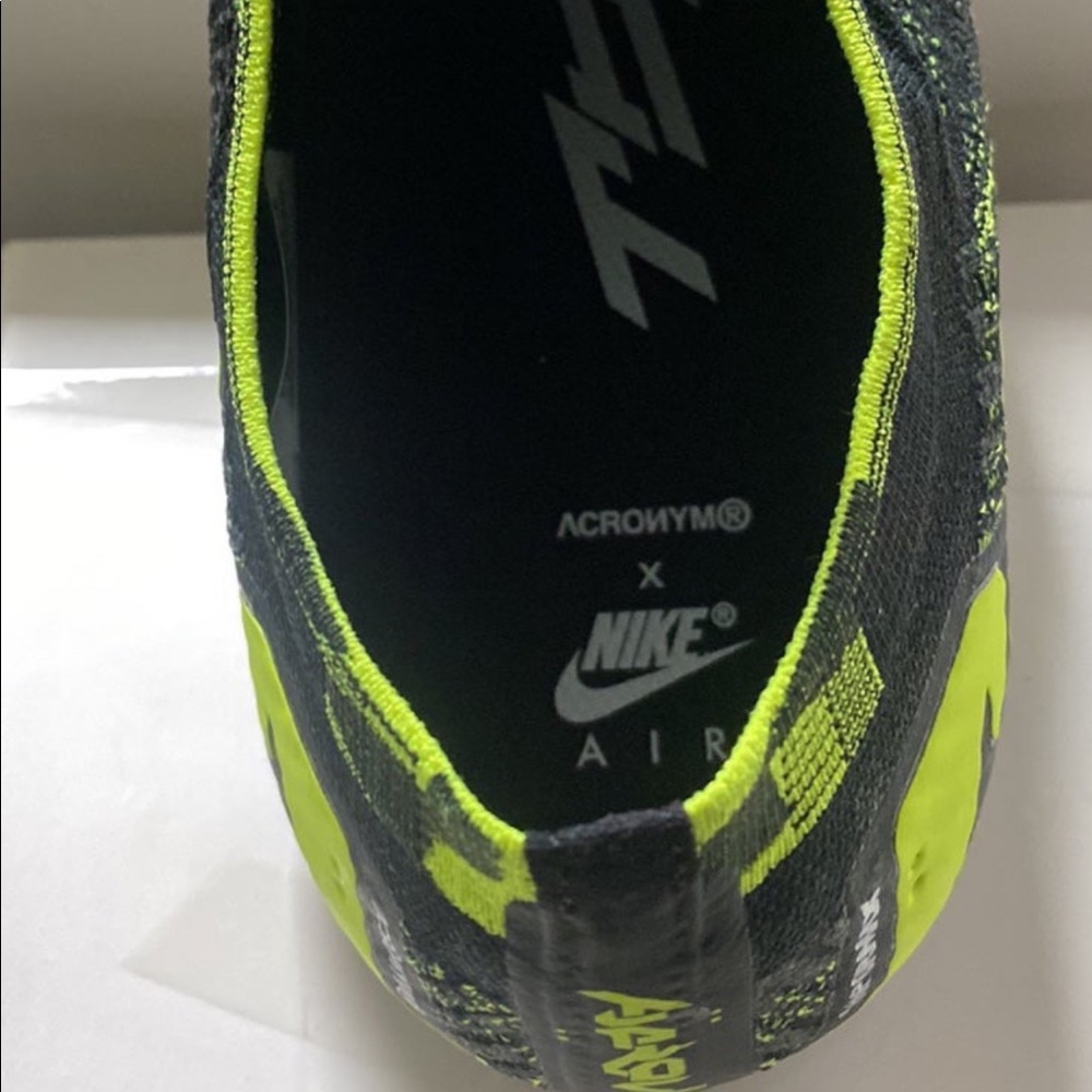 Nike vapor max (rare)